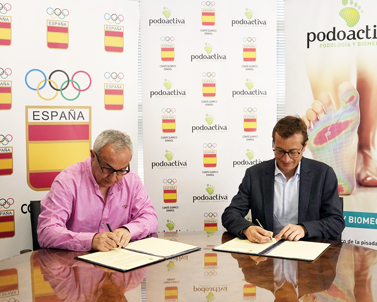 Firma del COE y Podoactiva