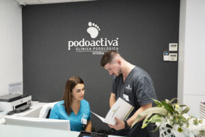 La Clínica Podoactiva Vitoria está situada en el número 19 de la calle Olaguíbel. 